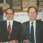 А.Г. Марчук и И.В. Поттосин, в "стекляшке" ИСИ во время празднования 40-летия Отдела программирования, ноябрь 1998 г.